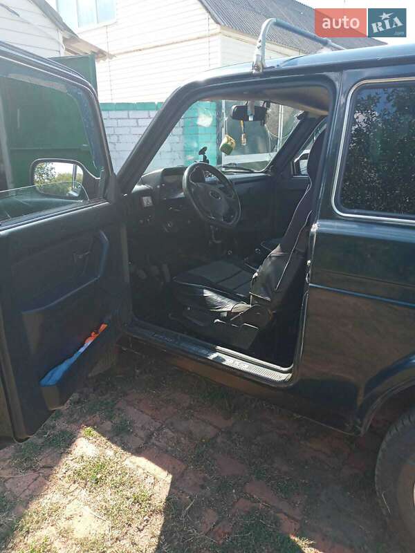 Внедорожник / Кроссовер ВАЗ / Lada 21214 / 4x4 2012 в Шевченкове