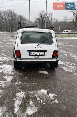 Внедорожник / Кроссовер ВАЗ / Lada 21214 / 4x4 2010 в Харькове