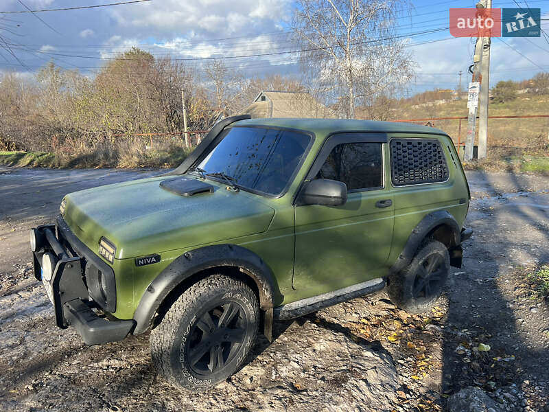 Позашляховик / Кросовер ВАЗ / Lada 21214 / 4x4 2010 в Дніпрі