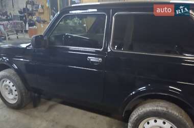 Внедорожник / Кроссовер ВАЗ 21214 / 4x4 2011 в 