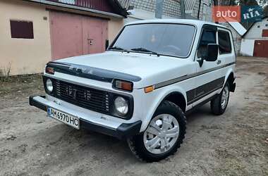 Внедорожник / Кроссовер ВАЗ / Lada 21214 / 4x4 2008 в Житомире