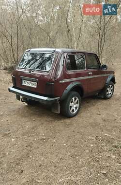 Внедорожник / Кроссовер ВАЗ 21214 / 4x4 2011 в 