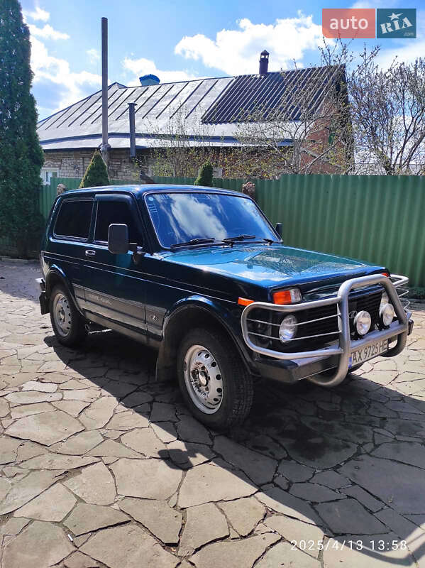 Внедорожник / Кроссовер ВАЗ 21214 / 4x4 2009 в 