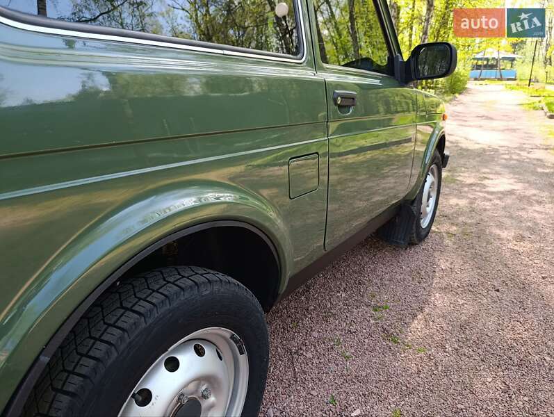 Внедорожник / Кроссовер ВАЗ / Lada 21214 / 4x4 2016 в Хмельнике