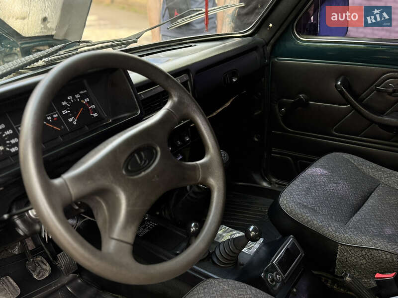 Внедорожник / Кроссовер ВАЗ / Lada 21214 / 4x4 2009 в Тернополе