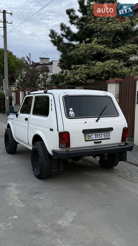 Позашляховик / Кросовер ВАЗ / Lada 21214 / 4x4 2008 в Львові