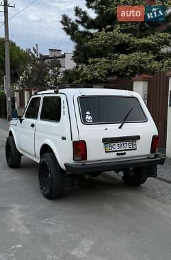 Позашляховик / Кросовер ВАЗ / Lada 21214 / 4x4 2008 в 