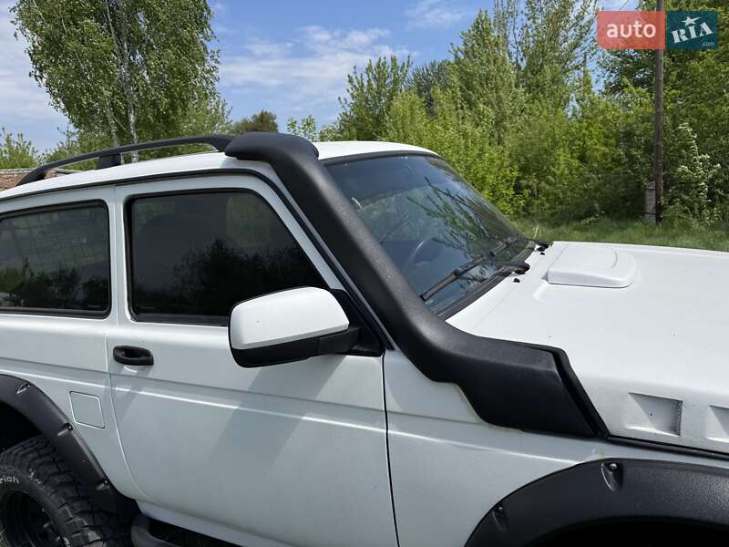 Позашляховик / Кросовер ВАЗ / Lada 21214 / 4x4 2008 в Умані