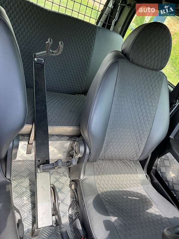 Позашляховик / Кросовер ВАЗ / Lada 21214 / 4x4 2008 в Умані