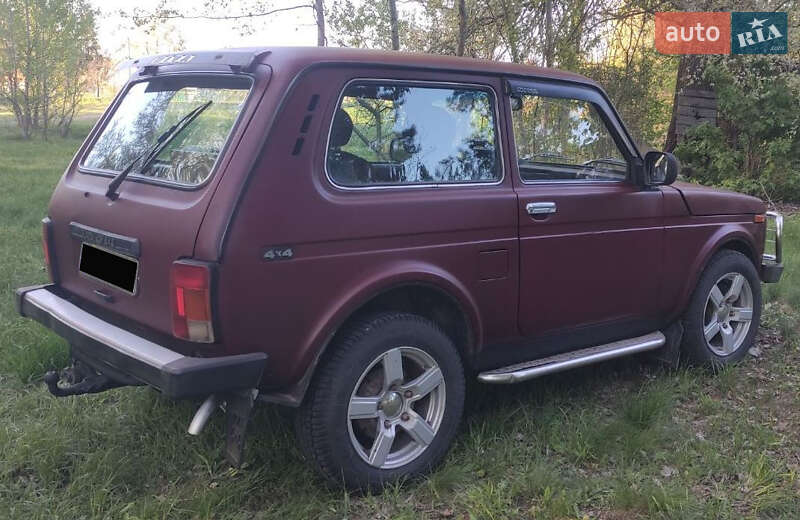 Позашляховик / Кросовер ВАЗ / Lada 21214 / 4x4 2011 в Києві