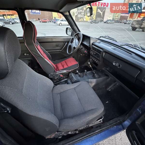 Внедорожник / Кроссовер ВАЗ / Lada 21214 / 4x4 2012 в Сумах