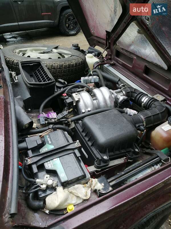 Внедорожник / Кроссовер ВАЗ / Lada 21214 / 4x4 2011 в Харькове