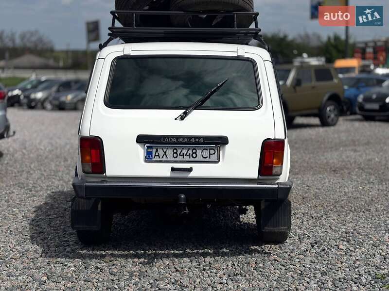 Внедорожник / Кроссовер ВАЗ / Lada 21214 / 4x4 2011 в Харькове