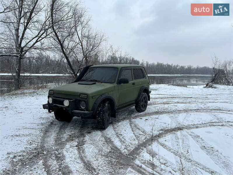 Позашляховик / Кросовер ВАЗ / Lada 21214 / 4x4 2010 в Дніпрі