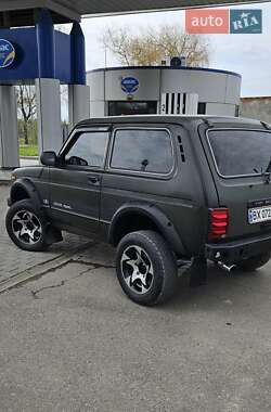 Внедорожник / Кроссовер ВАЗ 21214 / 4x4 2016 в 