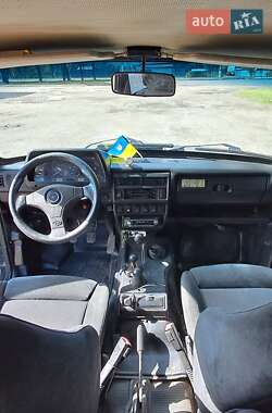 Внедорожник / Кроссовер ВАЗ 21214 / 4x4 2011 в 