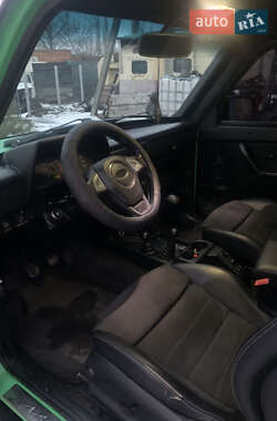 Позашляховик / Кросовер ВАЗ 21214 / 4x4 2012 в 