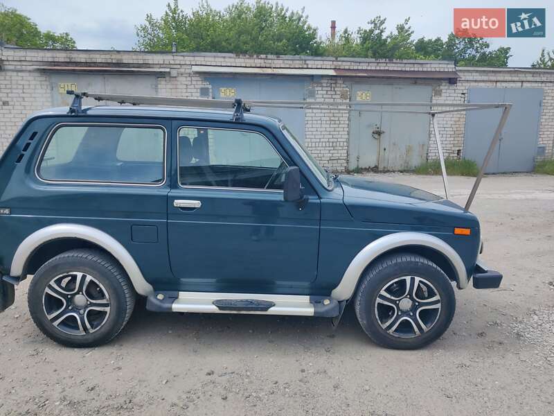 Внедорожник / Кроссовер ВАЗ / Lada 21214 / 4x4 2009 в Запорожье