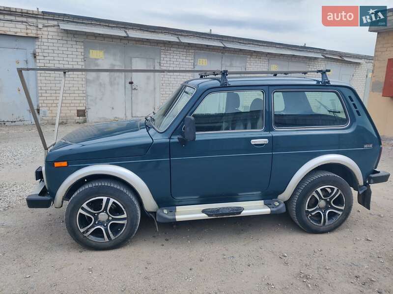 Внедорожник / Кроссовер ВАЗ / Lada 21214 / 4x4 2009 в Запорожье
