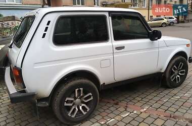 Внедорожник / Кроссовер ВАЗ 21214 / 4x4 2014 в 