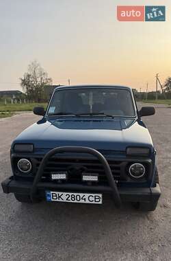 Позашляховик / Кросовер ВАЗ 21214 / 4x4 2011 в Сарнах