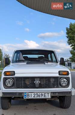 Внедорожник / Кроссовер ВАЗ 21214 / 4x4 2008 в Кременчуге