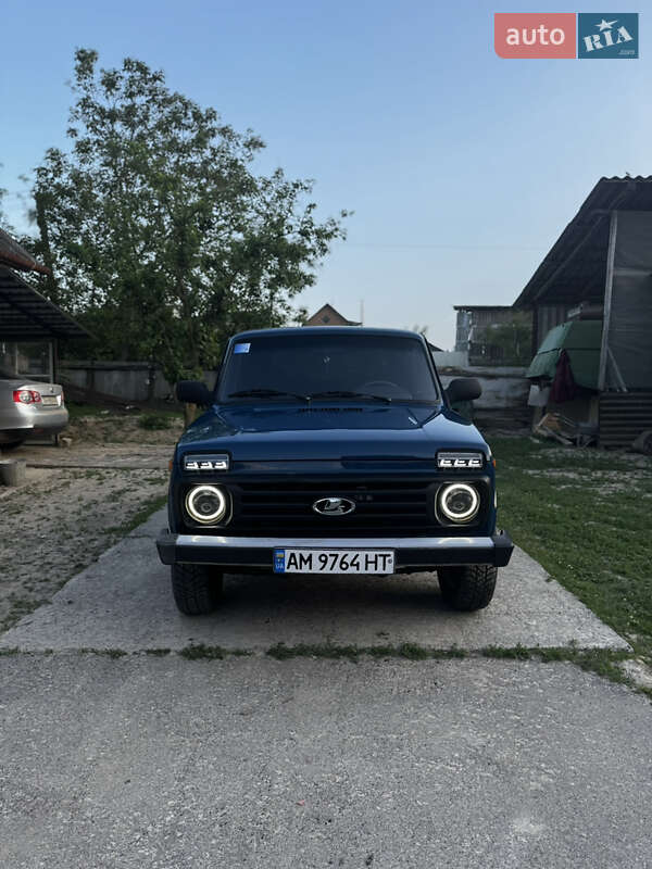 ВАЗ / Lada 21214 / 4x4 2010