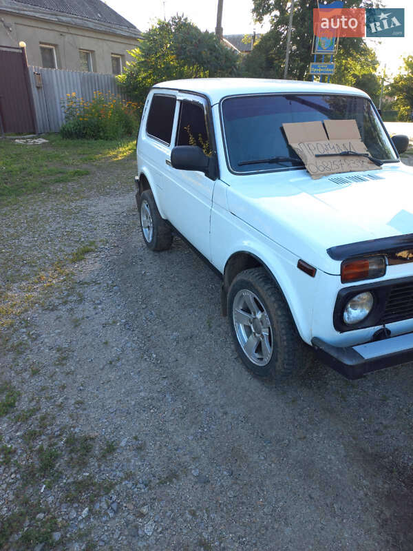 Позашляховик / Кросовер ВАЗ / Lada 21214 / 4x4 2013 в Харкові
