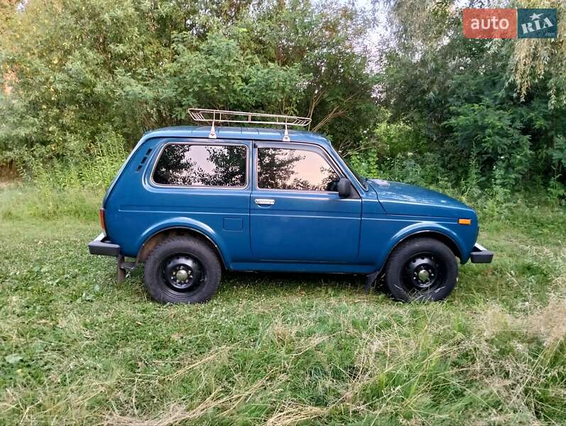 Внедорожник / Кроссовер ВАЗ / Lada 21214 / 4x4 2012 в Кременчуге