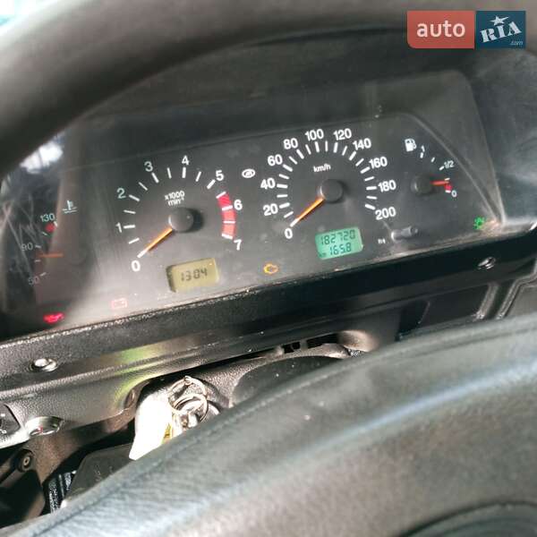 Внедорожник / Кроссовер ВАЗ / Lada 21214 / 4x4 2011 в Дубно