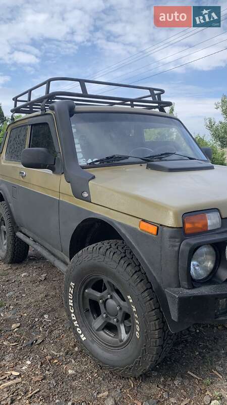 Внедорожник / Кроссовер ВАЗ / Lada 21214 / 4x4 2012 в Пирятине