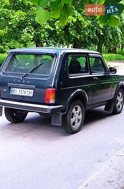 Внедорожник / Кроссовер ВАЗ 21214 / 4x4 2016 в 