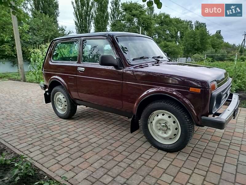 ВАЗ / Lada 21214 / 4x4 2012