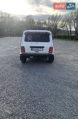 Внедорожник / Кроссовер ВАЗ 21214 / 4x4 2008 в 