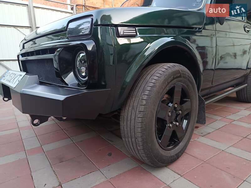 ВАЗ / Lada 21214 / 4x4 2005