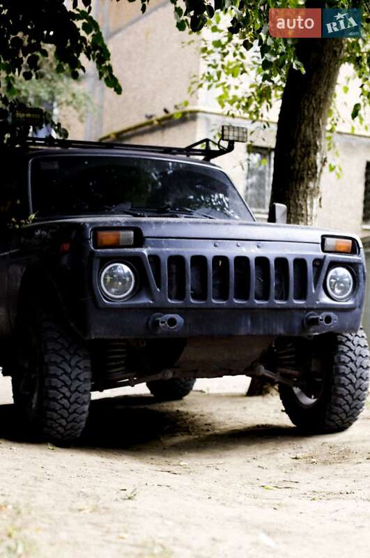 Внедорожник / Кроссовер ВАЗ / Lada 21214 / 4x4 1995 в Славянске фото 3 Внедорожник / Кроссовер ВАЗ / Lada 21214 / 4x4 1995 в Славянске