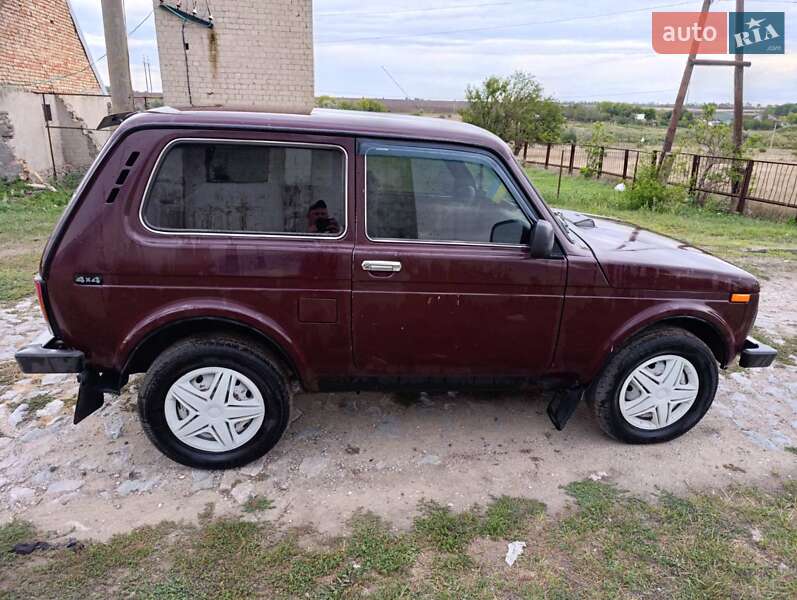 Внедорожник / Кроссовер ВАЗ / Lada 21214 / 4x4 2011 в Вольнянске