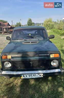 Позашляховик / Кросовер ВАЗ 21214 / 4x4 2011 в Мукачевому