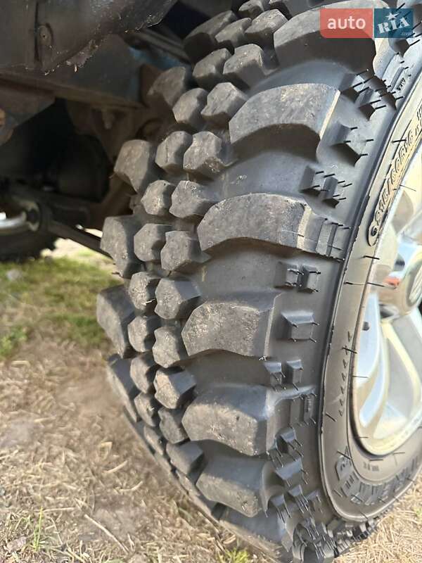 Позашляховик / Кросовер ВАЗ / Lada 21214 / 4x4 2012 в Чернігові