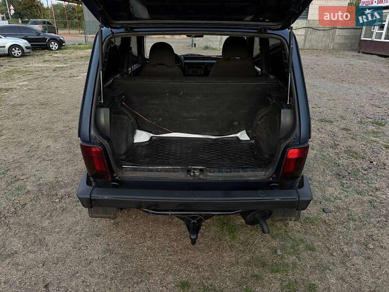 Позашляховик / Кросовер ВАЗ / Lada 21214 / 4x4 2012 в Чернігові