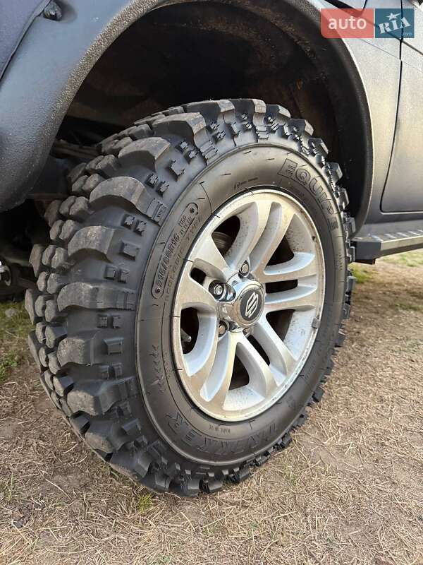 Позашляховик / Кросовер ВАЗ / Lada 21214 / 4x4 2012 в Чернігові