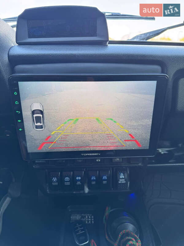 Внедорожник / Кроссовер ВАЗ / Lada 21214 / 4x4 2010 в Запорожье