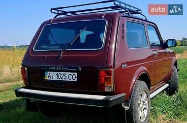 Позашляховик / Кросовер ВАЗ 21214 / 4x4 2011 в 