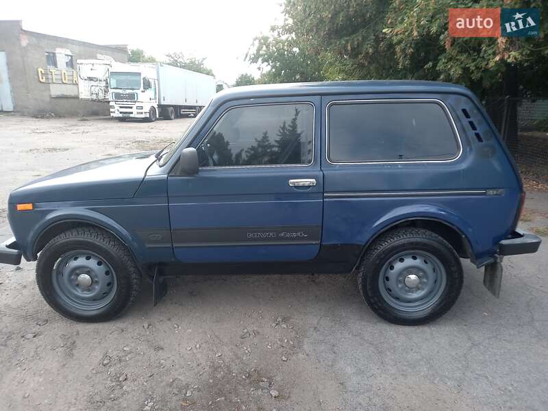 Позашляховик / Кросовер ВАЗ / Lada 21214 / 4x4 2009 в Золотоноші