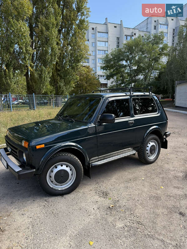 Внедорожник / Кроссовер ВАЗ / Lada 21214 / 4x4 2019 в Чернигове