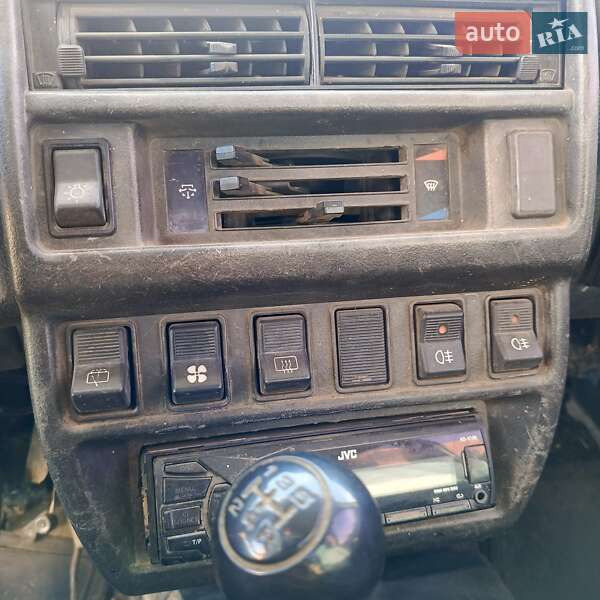 Внедорожник / Кроссовер ВАЗ / Lada 21214 / 4x4 2010 в Запорожье