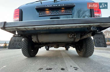 Внедорожник / Кроссовер ВАЗ 21214 / 4x4 2010 в 