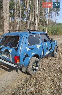 Внедорожник / Кроссовер ВАЗ / Lada 21214 / 4x4 2007 в  фото 15 Внедорожник / Кроссовер ВАЗ / Lada 21214 / 4x4 2007 в