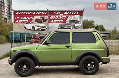 Позашляховик / Кросовер ВАЗ 21214 / 4x4 2014 в 