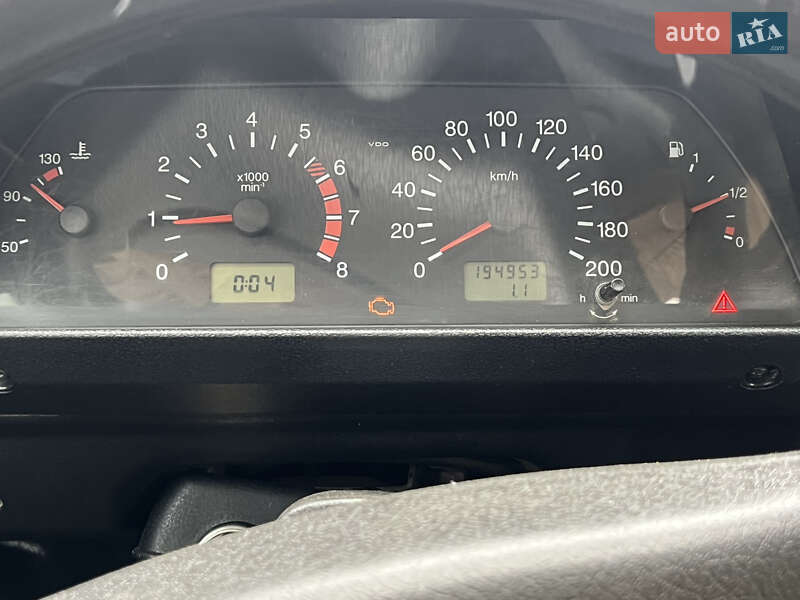 Позашляховик / Кросовер ВАЗ / Lada 21214 / 4x4 2015 в Києві
